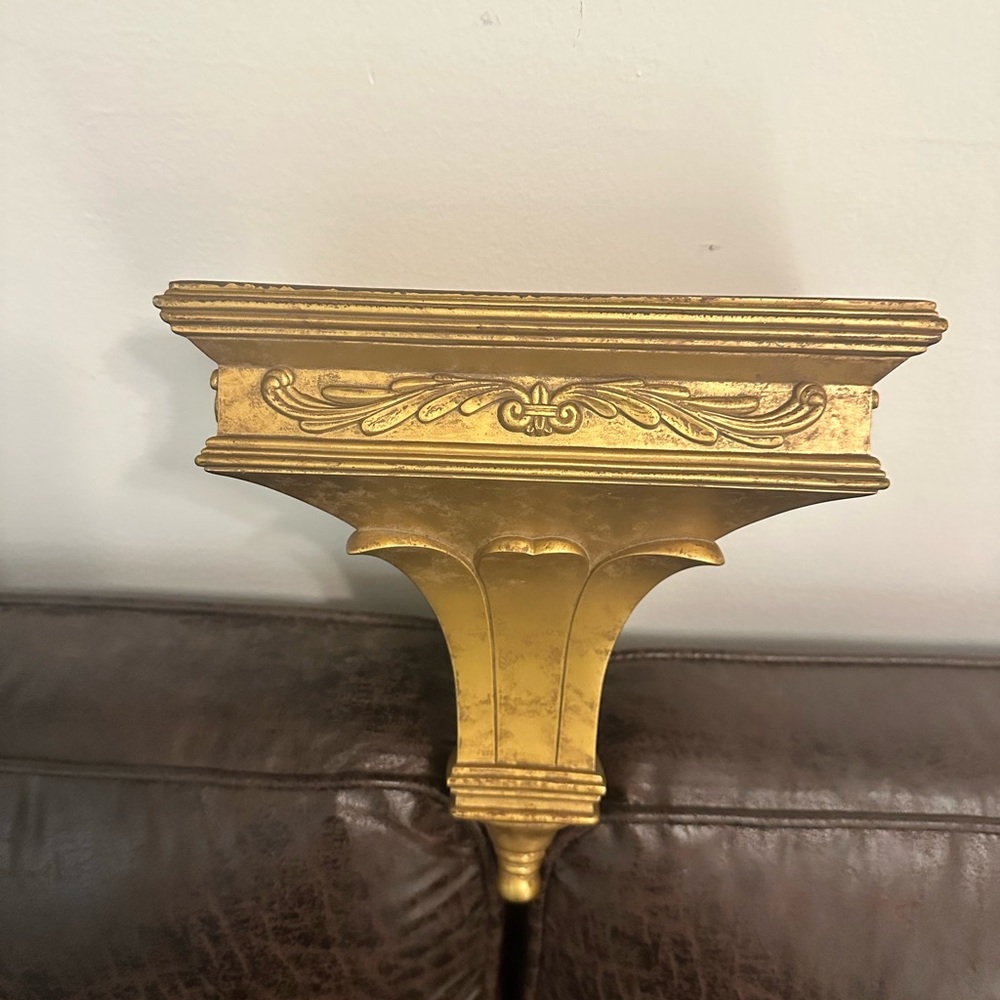 Ornate Elegant French Provincial Gold Accent Sconce Wall Shelf